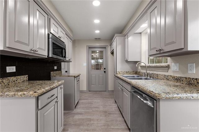 1802 W Arbor Street, Harlingen, TX 78552