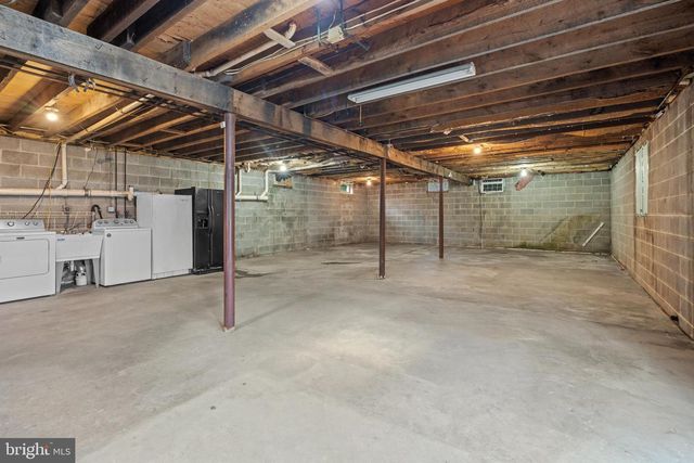 1545 OAK LN, Upper Black Eddy, PA 18972