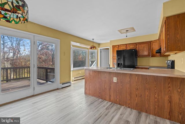 1545 OAK LN, Upper Black Eddy, PA 18972