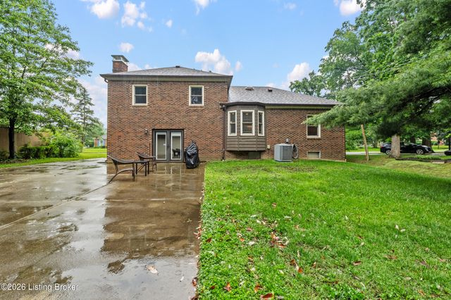 10521 Applecross Way, Louisville, KY 40223