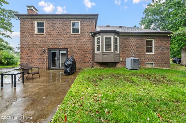 10521 Applecross Way, Louisville, KY 40223