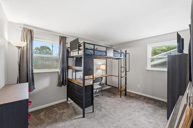 5636 Juniper Drive, Jackson, MI 49201