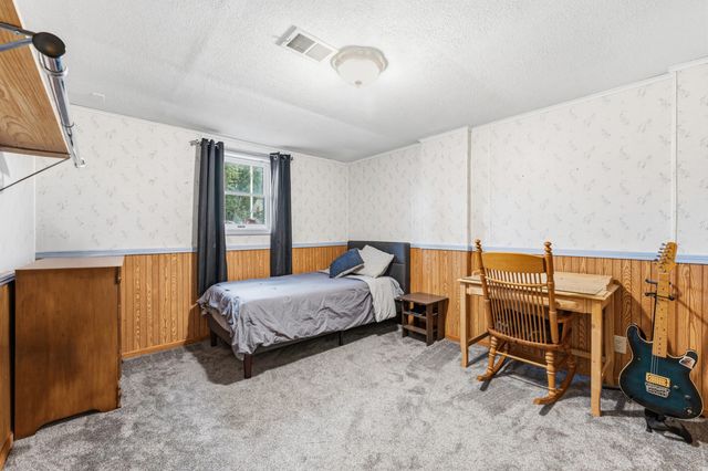 5636 Juniper Drive, Jackson, MI 49201