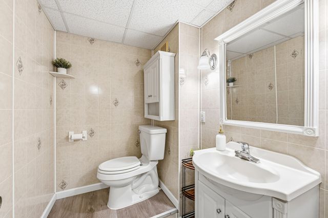5636 Juniper Drive, Jackson, MI 49201
