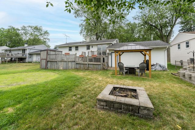 5636 Juniper Drive, Jackson, MI 49201