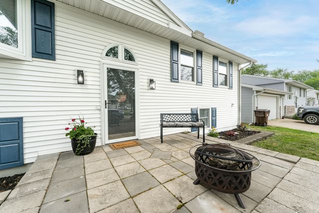 5636 Juniper Drive, Jackson, MI 49201