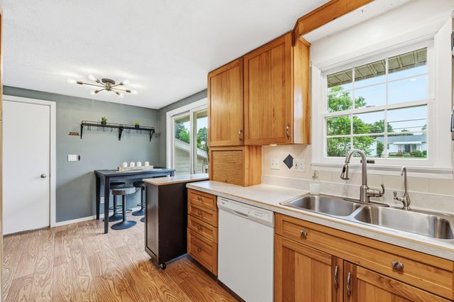 5636 Juniper Drive, Jackson, MI 49201