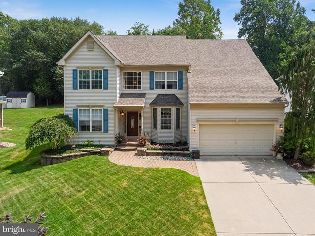 5 TRAKENNER WALK, Sewell, NJ 08080