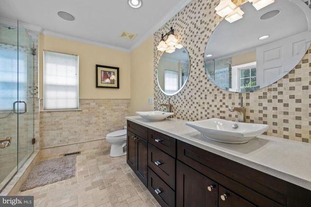 5 TRAKENNER WALK, Sewell, NJ 08080