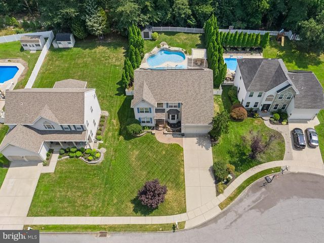 5 TRAKENNER WALK, Sewell, NJ 08080