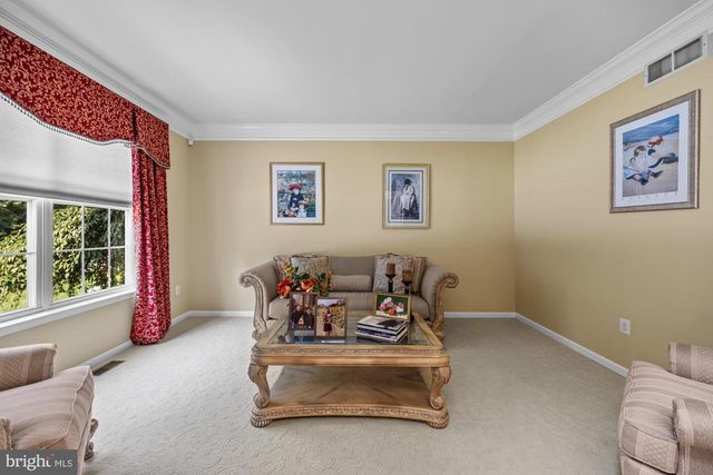 5 TRAKENNER WALK, Sewell, NJ 08080