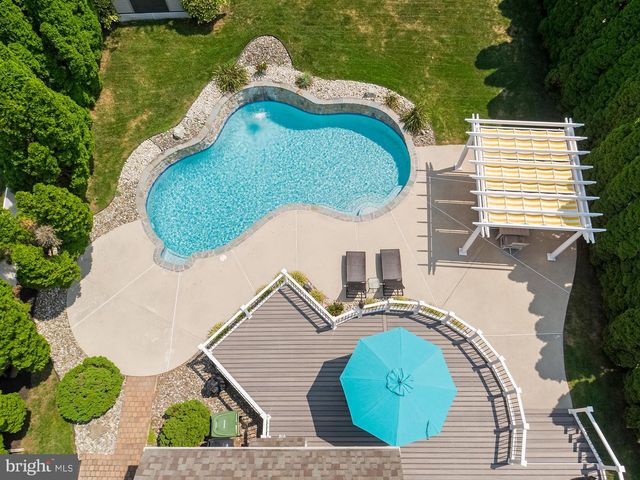 5 TRAKENNER WALK, Sewell, NJ 08080