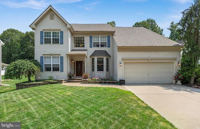 5 TRAKENNER WALK, Sewell, NJ 08080