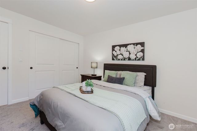 2949 SE Mile Hill Drive #C2, Port Orchard, WA 98366