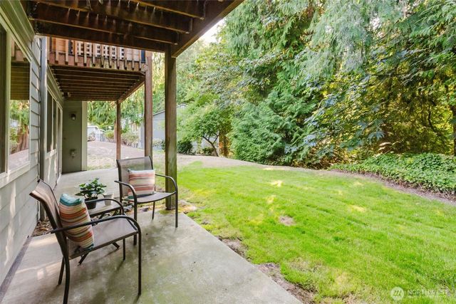 2949 SE Mile Hill Drive #C2, Port Orchard, WA 98366