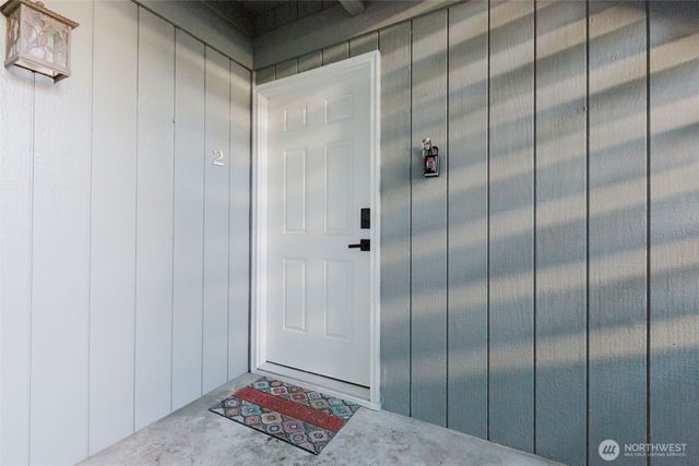 2949 SE Mile Hill Drive #C2, Port Orchard, WA 98366