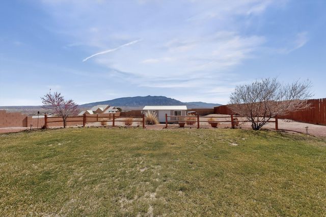 2516 Nogales Road NE, Rio Rancho, NM 87144