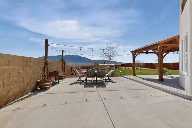 2516 Nogales Road NE, Rio Rancho, NM 87144