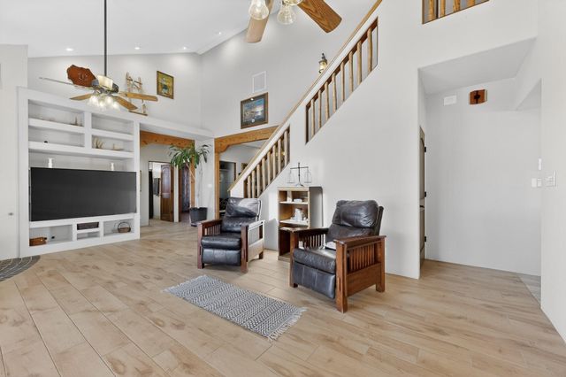 2516 Nogales Road NE, Rio Rancho, NM 87144