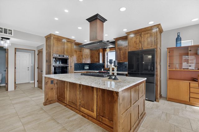 2516 Nogales Road NE, Rio Rancho, NM 87144