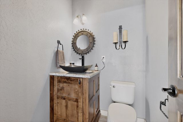 2516 Nogales Road NE, Rio Rancho, NM 87144