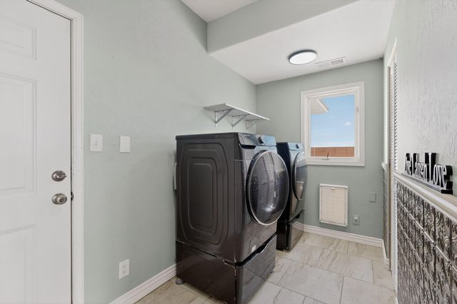 2516 Nogales Road NE, Rio Rancho, NM 87144