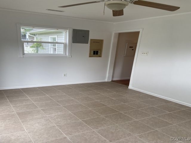 6467 Lakevista Dr, Mechanicsville, VA 23111
