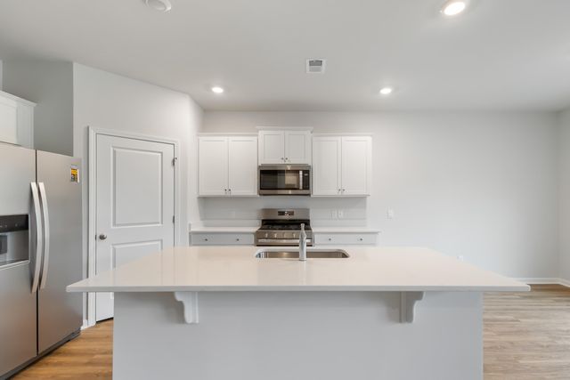 502 Tulip Poplar Drive, Moncks Corner, SC 29461