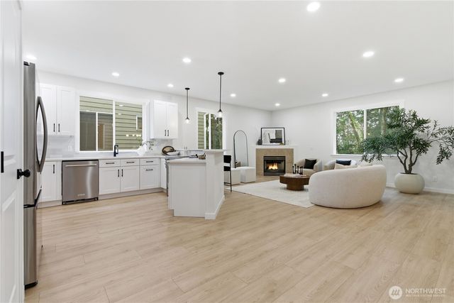 9202 18th Avenue W, Everett, WA 98204