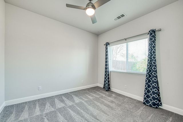 1559 Poe Lane, Clovis, CA 93611