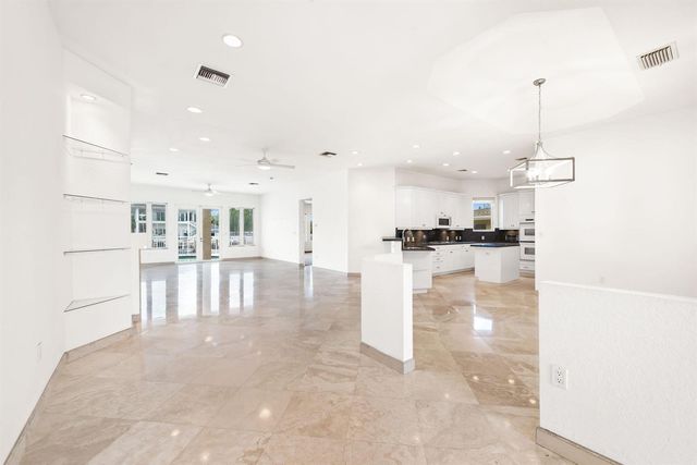 1630 SE 11th Street, Fort Lauderdale, FL 33316