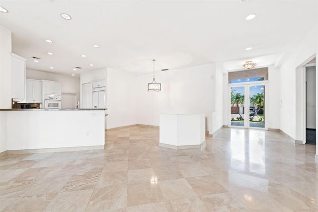 1630 SE 11th Street, Fort Lauderdale, FL 33316