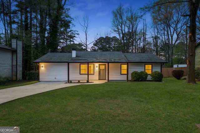 8919 Saddlewood Drive, Jonesboro, GA 30238