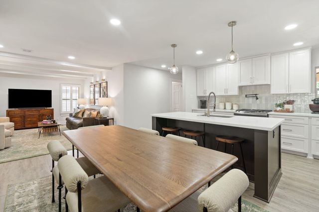 5113 W 43rd Street, Houston, TX 77092