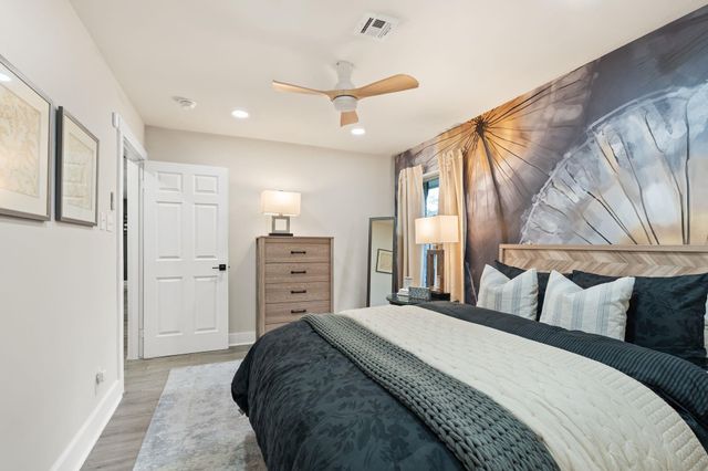 5113 W 43rd Street, Houston, TX 77092