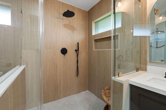 5113 W 43rd Street, Houston, TX 77092