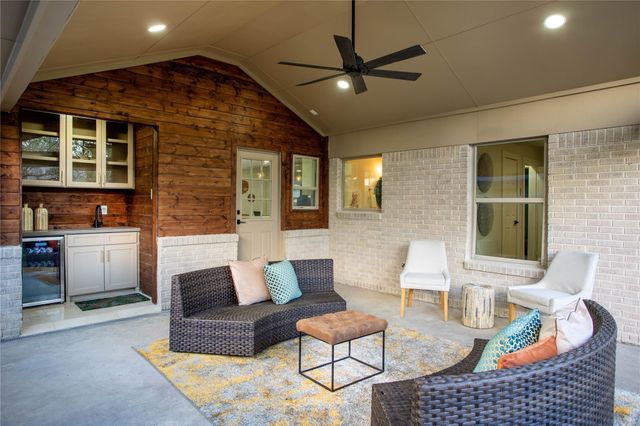 5113 W 43rd Street, Houston, TX 77092