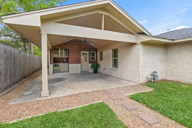 5113 W 43rd Street, Houston, TX 77092