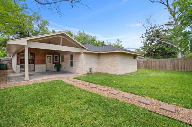 5113 W 43rd Street, Houston, TX 77092