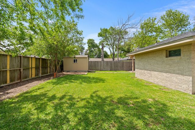 5113 W 43rd Street, Houston, TX 77092
