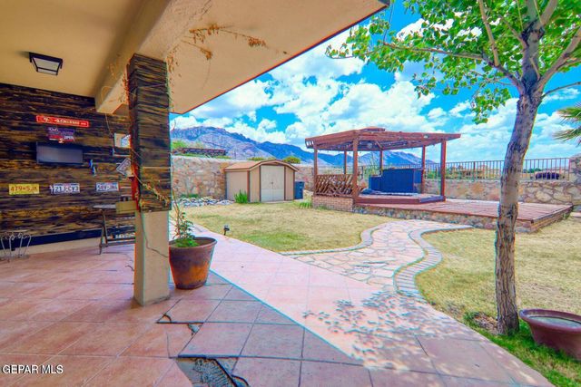 6372 Franklin Ridge Drive, El Paso, TX 79912