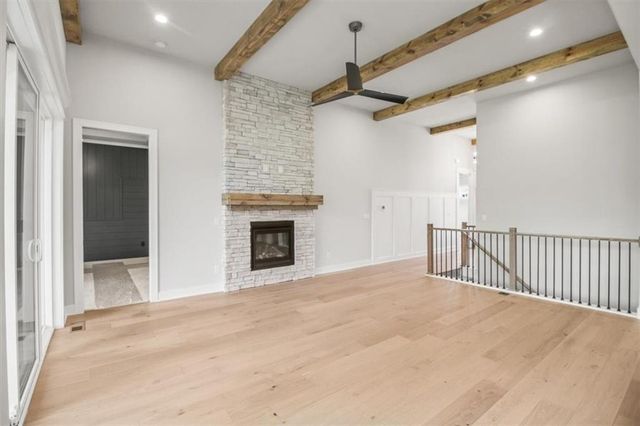 4104 SE Adams Drive, Blue Springs, MO 64014