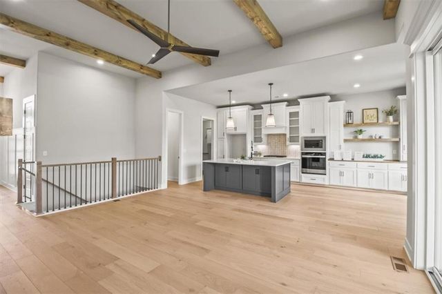 4104 SE Adams Drive, Blue Springs, MO 64014