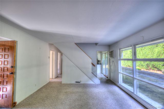 49 Radcliff Avenue, Port Washington, NY 11050