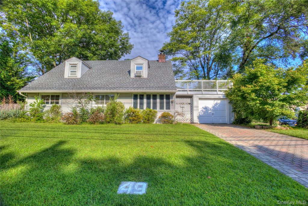 49 Radcliff Avenue, Port Washington, NY 11050 — exterior