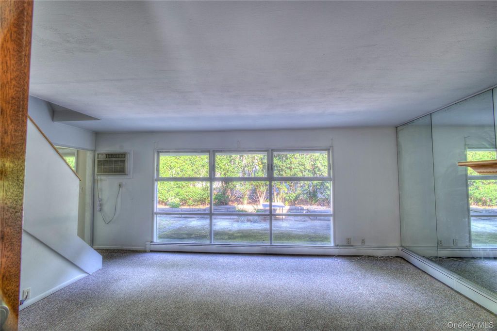 49 Radcliff Avenue, Port Washington, NY 11050 — photo 4