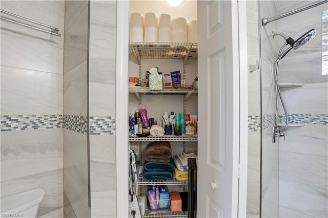 6560 Huntington Lakes CIR 104, Naples, FL 34119