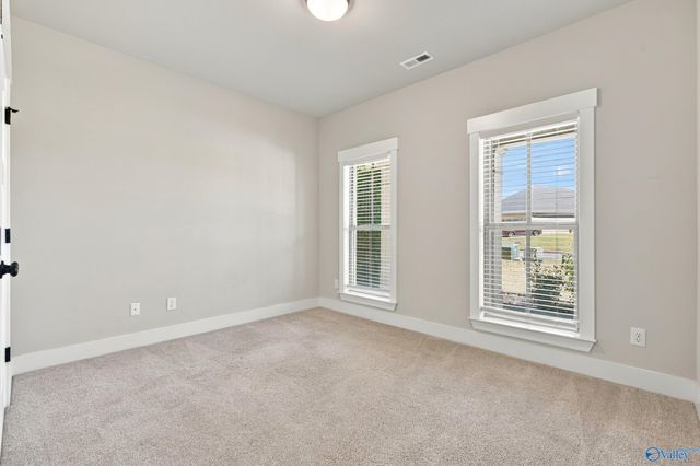 15435 Ironcrest Drive NW, Harvest, AL 35749