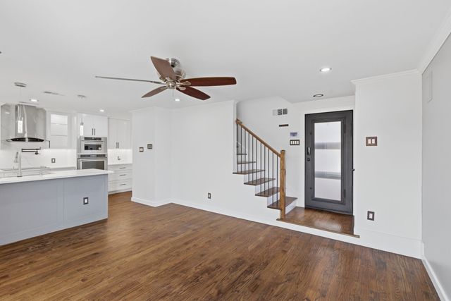 2651 Via Ventura Circle, Carrollton, TX 75006