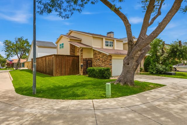 2651 Via Ventura Circle, Carrollton, TX 75006